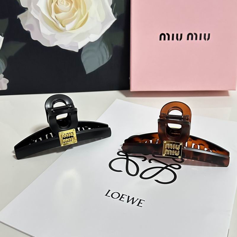 Miumiu Hair Grab Clip hh10